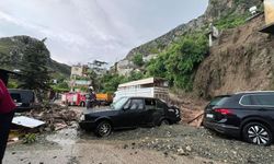 Hatay'da heyelan nedeniyle müstakil ev çöktü: 1 ölü, 2 yaralı