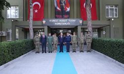 Bakan Güler, Edirne'de Mehmetçikle bayramlaştı