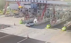 Malkara'da Çanakkale otoyolu gişelerinde otomobil bariyere çarptı: 1 ölü, 1 yaralı