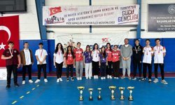Vize’de Floor Curling Heyecanı Yaşandı