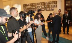 Vali Turan, Vize’nin Lokumlarını Basın Mensuplarına İkram Etti