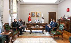 Vali Turan, Konuklarını Makamında Ağırladı