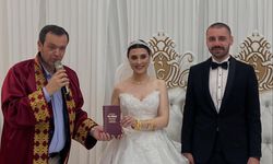 Başkan Özalp, Berna ve Ömercan’ı Nikahını Kıydı