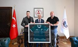 Kırklarelispor Yönetiminden Vali Turan’a Ziyaret