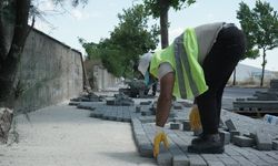 Özgürlük Caddesi’nde Kaldırımlar Genişletiliyor