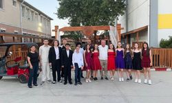 Başkan Özbay Mezuniyet Sevincine Ortak Oldu