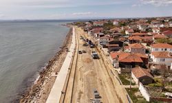 Şarköy Eriklice Sahili’nde duble yol ve bisiklet yolu çalışması