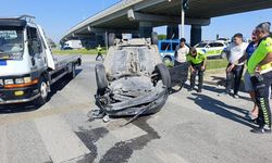 Ters dönen araçtan burnu bile kanamadan çıktı