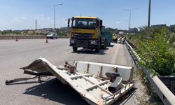 Arızalanan kamyona çarpan tırın sürücüsü hayatını kaybetti