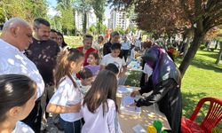 Yüzlerce öğrenci yıl sonu bitirme şenliğinde doyasıya eğlendi