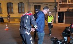 Kadıköy’de helikopter destekli asayiş denetimi: Motosikletli uyuşturucu ticaretinden gözaltına alındı