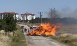 Lüleburgaz'da saman balyası yüklü römorkta yangın