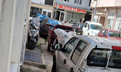 Kaldırıma Park Edilen Motosikletler Yayaları Zorluyor