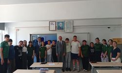 Kaymakam Özderin’den LGS Öncesi Öğrencilere Moral Ziyareti