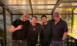 MUSTAFA AKAY'A AMERİKA TURNESİNDE DÜNYACA ÜNLÜ MÜZİSYENLER EŞLİK ETTİ