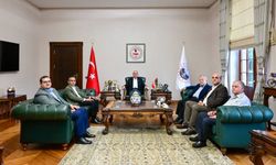 Vali Turan Konuklarını Makamında Ağırladı
