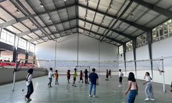 Çocuklar Voleybol Etkinliğinde Buluştu