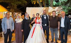 Başkan Gün, Hafize ve Onur’un Düğününe Katıldı