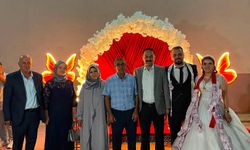 Başkan Erdem, Hafize ve Onur’un Düğününe Katıldı