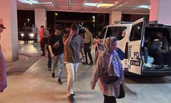Edirne'de 24 düzensiz göçmen ile göçmen kaçakçılığı şüphelisi yakalandı