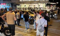 Lüleburgaz'da otomobil ile motosiklet çarpıştı, taraflar arasında gerginlik yaşandı