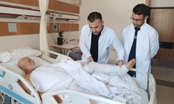 Kayısı ağacından düşerek ağır yaralandı, 2,5 saatlik ameliyatla sağlığına kavuştu
