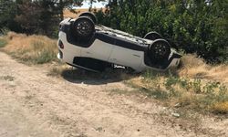 Tırın patlayan lastiğinden savrulan parçalar kazaya sebep oldu: 3'ü çocuk 8 yaralı