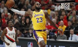 LeBron James, NBA'de 4. farklı takımda forma giyecek