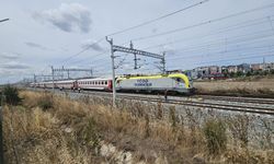 Çerkezköy'de yolcu treni raydan çıktı