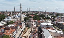 Sanat tarihçisi Prof. Dr. Beksaç: "Makedonya Kulesi hak ettiği bilgiye layık olması gereken bir yapı"