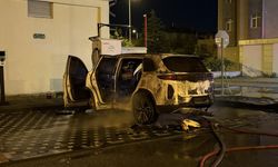 Kayseri’de alev alan elektrikli araç bomba gibi patladı... O anlar kamerada