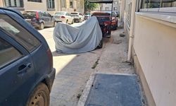 Motosikletler Güneşten Brandayla Korunuyor
