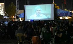 Lüleburgaz’da “Eyvah Eyvah 3” Açık Havada İzleyiciyle Buluştu