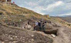 Bayburt Kalesi’nde arkeolojik kazılar sürüyor: Tarih İlk Tunç Çağı’na uzanıyor