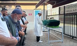Arkadaşı tarafından bıçaklanarak öldürülen esnaf son yolculuğuna uğurlandı