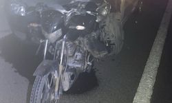 İpsala'da motosiklet otomobilin önüne saplandı: 3 yaralı