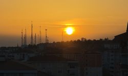 Edirne'de gün batımı ve Türk bayrağı aynı karede buluştu
