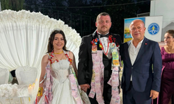 Başkan Çamlıca Zeynep ve Soner’in Düğününe Katıldı