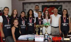 Sporcular Tebrik Edildi