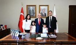 Vali Turan, Erol Ailesini Makamında Ağırladı