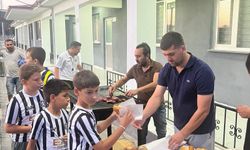 Evrenspor’da Minik Sporculara Sucuk Ekmek İkramı