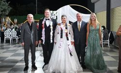 Vali Turan, Atahan ve Sude Çiftinin Düğününe Katıldı
