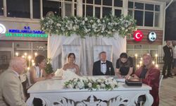 Başkan İn, Ayşe ve Serhat Çiftinin Nikahını Kıydı