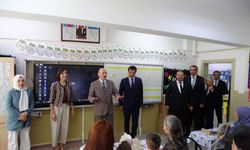 Müdür Altınöz, Uyum Haftasında Öğrencilerle Buluştu