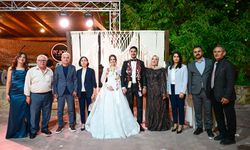 Vali Turan, Ayşenur ve Abdülbaki’nin Düğününe Katıldı