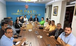 AK Parti Lüleburgaz Teşkilatı Haftalık Toplantısını Düzenledi