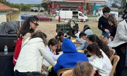 Kızılcıkdere Bağ Bozumu Şenlikleri’nde Çocuklar Şiirle Buluştu