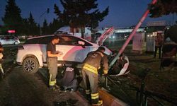 Çerkezköy’de iki araç kafa kafaya çarpıştı: 6 yaralı