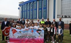 Edirne'de uçurtmalar Gazzeli çocuklar için gökyüzüne yükseldi