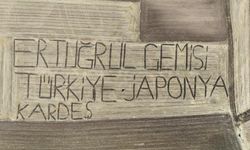 Ertuğrul Fırkateyni'nin 136. yılında tarlaya traktörle dostluk mesajı yazdı